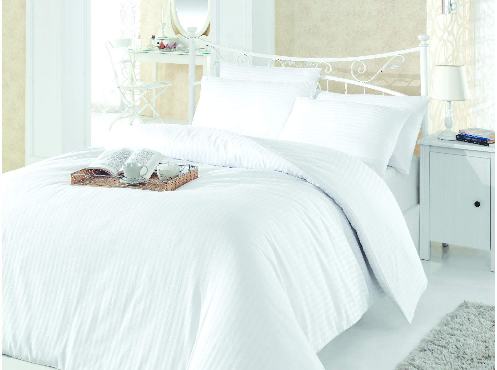 50x70 Hotelska jastučnica satenska bijela na pruge Cotton box